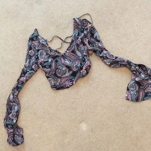 Long sleeve crop top
